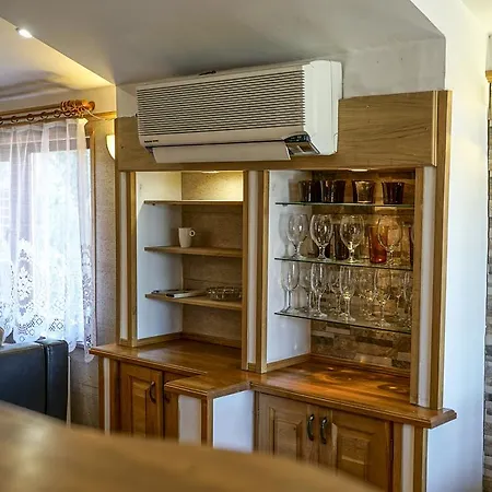 Ray Ot Durvo דירה וליקו טורנובו